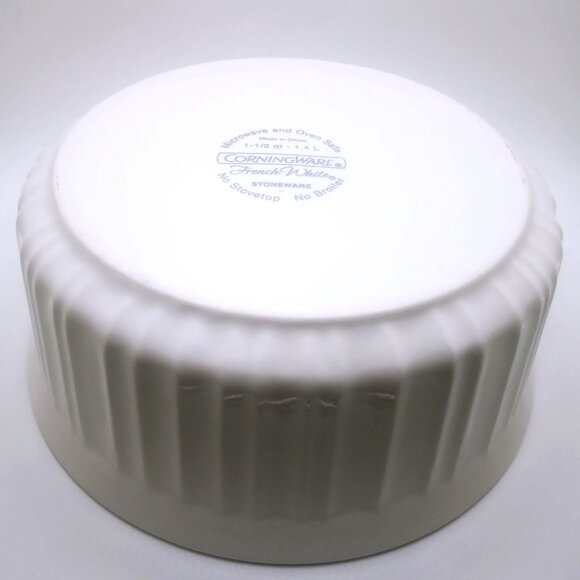 Corning Ware Casserole Dish Round French White Stoneware Pyrex Lid 1.4L 1.5 Qt - Picture 5 of 10